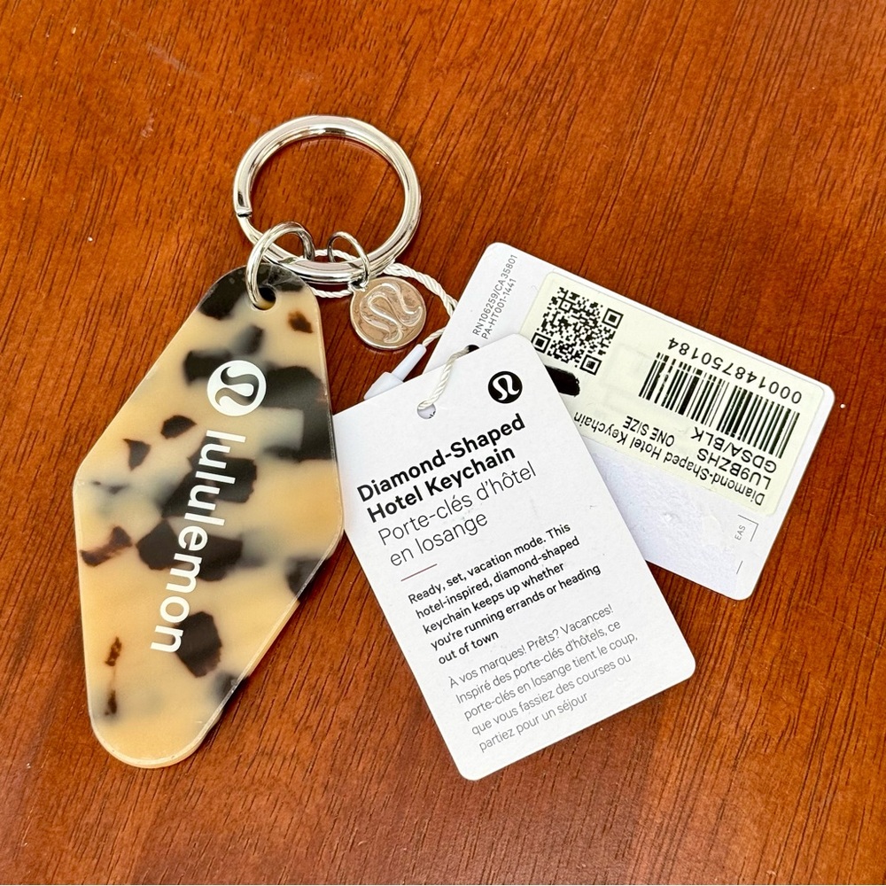 lululemon athletica Tortoise Keychain